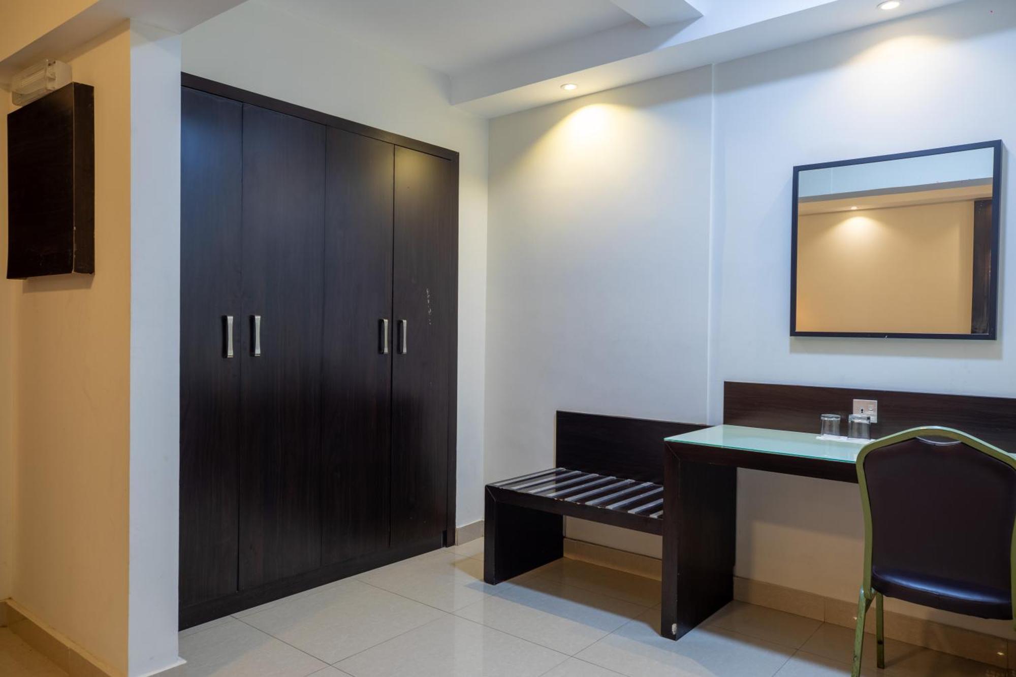 Panorama Hotel Bur Dubai Exterior photo